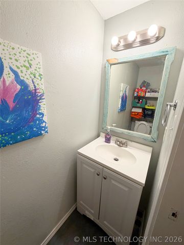 2210 E 66th Place 17B3, Tulsa, OK 74136