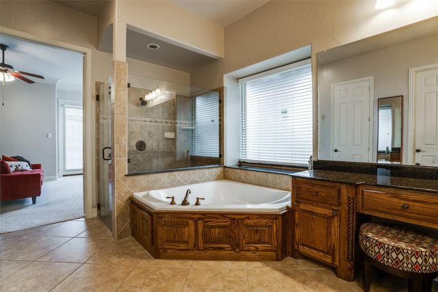 6961 BELLA VISTA, Irving, TX 75039
