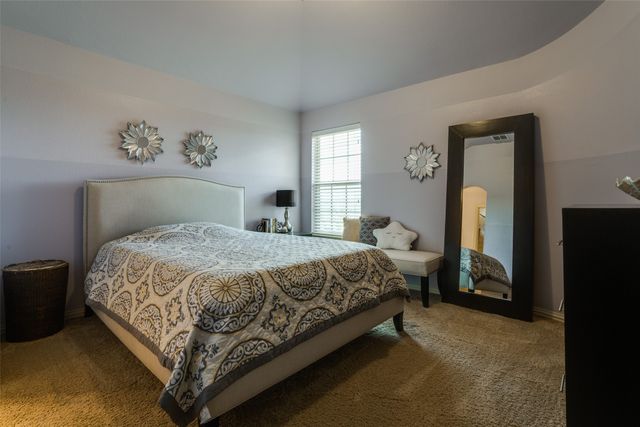 6961 BELLA VISTA, Irving, TX 75039