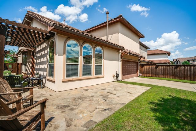 6961 BELLA VISTA, Irving, TX 75039