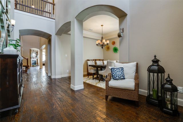 6961 BELLA VISTA, Irving, TX 75039