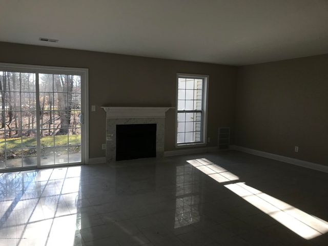 496 Cottonwood Court, Howell, NJ 07731