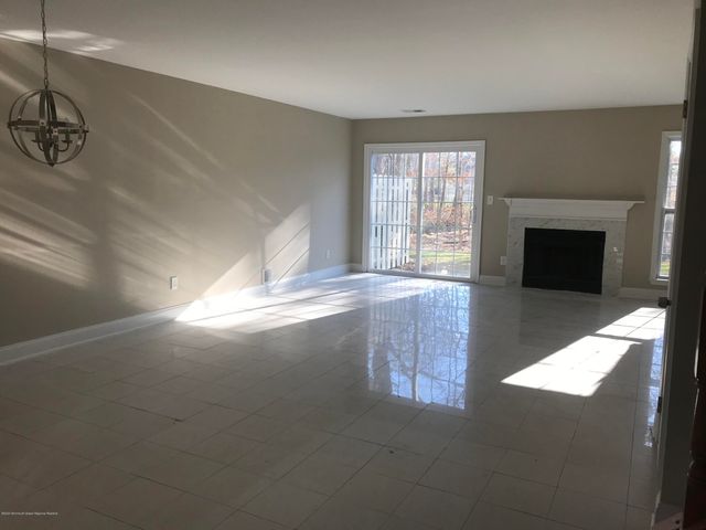 496 Cottonwood Court, Howell, NJ 07731
