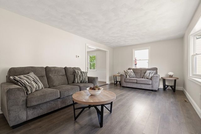 54 Long Dr, Dracut, MA 01826