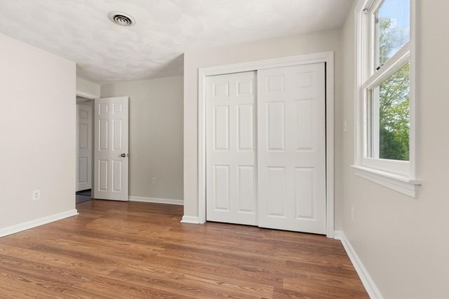54 Long Dr, Dracut, MA 01826