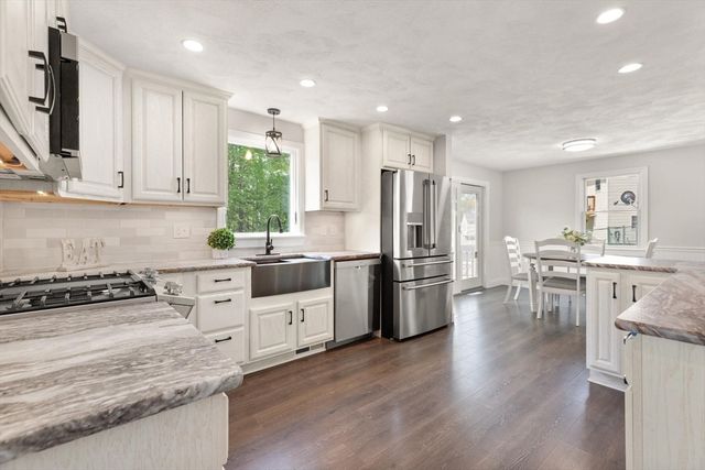 54 Long Dr, Dracut, MA 01826