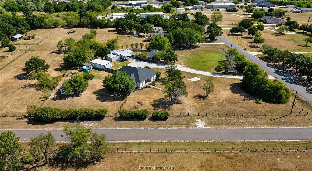 11885 Golden Mist, College Station, TX 77845 — exterior