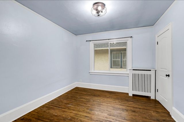 985 Charles Avenue, Saint Paul, MN 55104