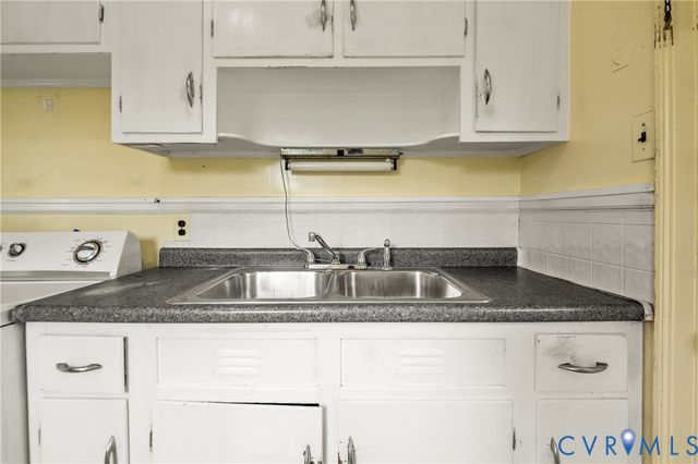 4009 Sharon Ct, Richmond, VA 23225