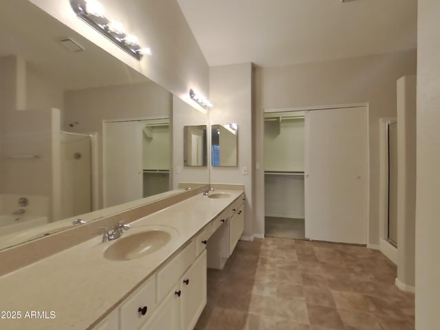 1411 W VILLA THERESA Drive, Phoenix, AZ 85023