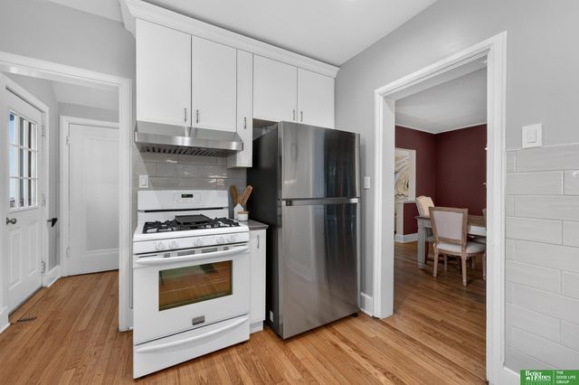 2012 N 52nd Street, Omaha, NE 68104