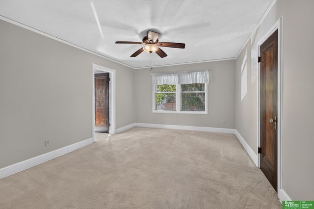2012 N 52nd Street, Omaha, NE 68104