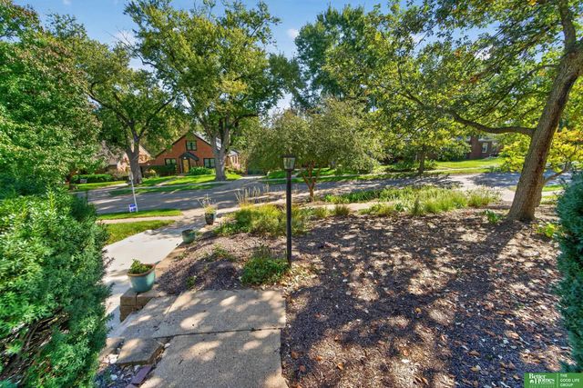 2012 N 52nd Street, Omaha, NE 68104