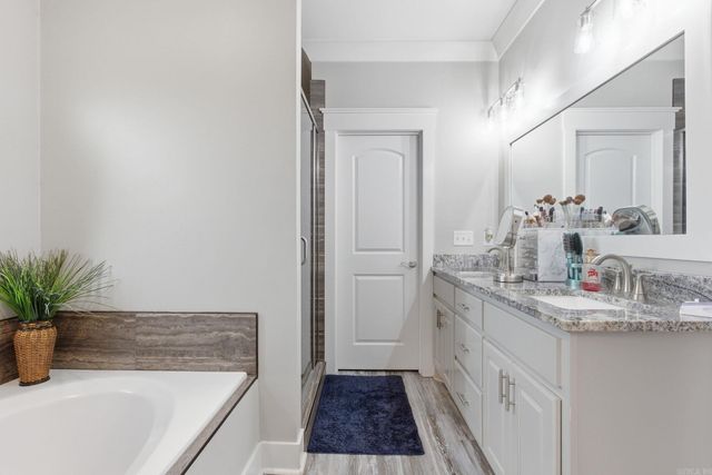 3107 Johnswood Village Drive, Bryant, AR 72022