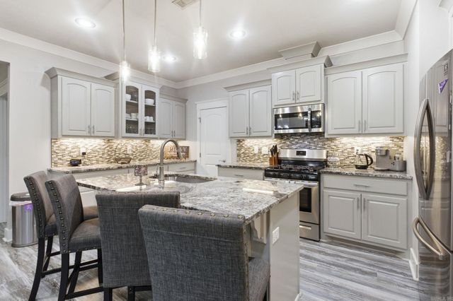 3107 Johnswood Village Drive, Bryant, AR 72022