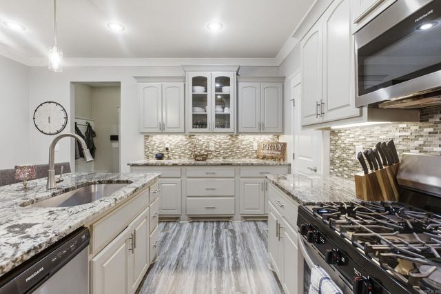 3107 Johnswood Village Drive, Bryant, AR 72022