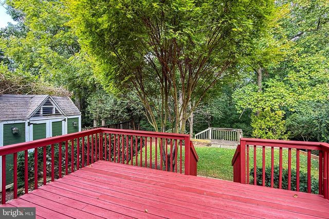 204 S ABINGDON ST, Arlington, VA 22204