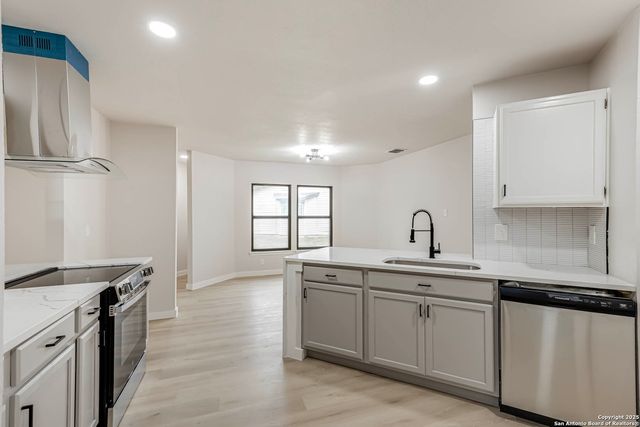 6934 Country Elm, San Antonio, TX 78240