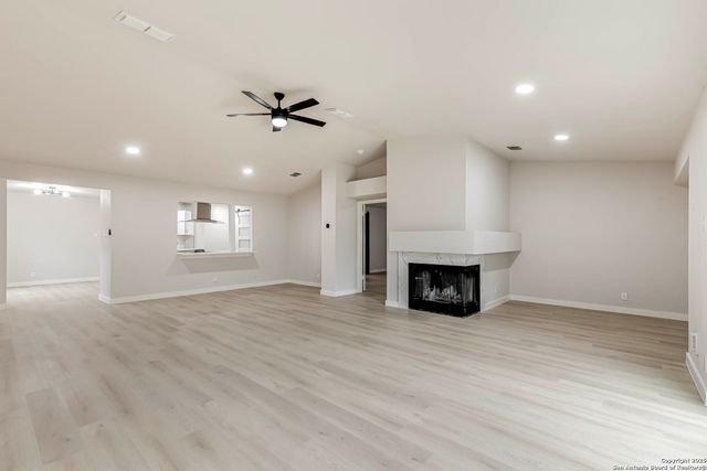 6934 Country Elm, San Antonio, TX 78240