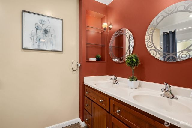 16214 NE 24th Street, Bellevue, WA 98008