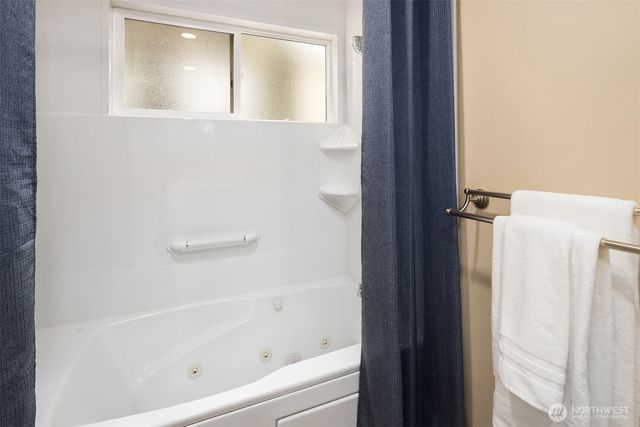 16214 NE 24th Street, Bellevue, WA 98008