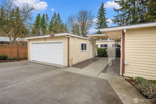 16214 NE 24th Street, Bellevue, WA 98008
