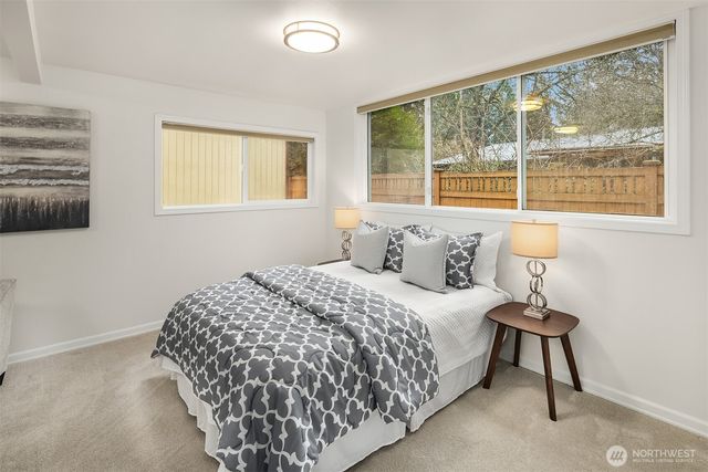 16214 NE 24th Street, Bellevue, WA 98008