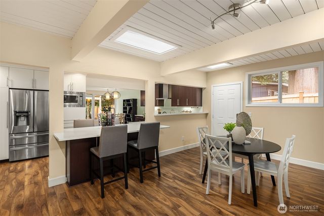 16214 NE 24th Street, Bellevue, WA 98008