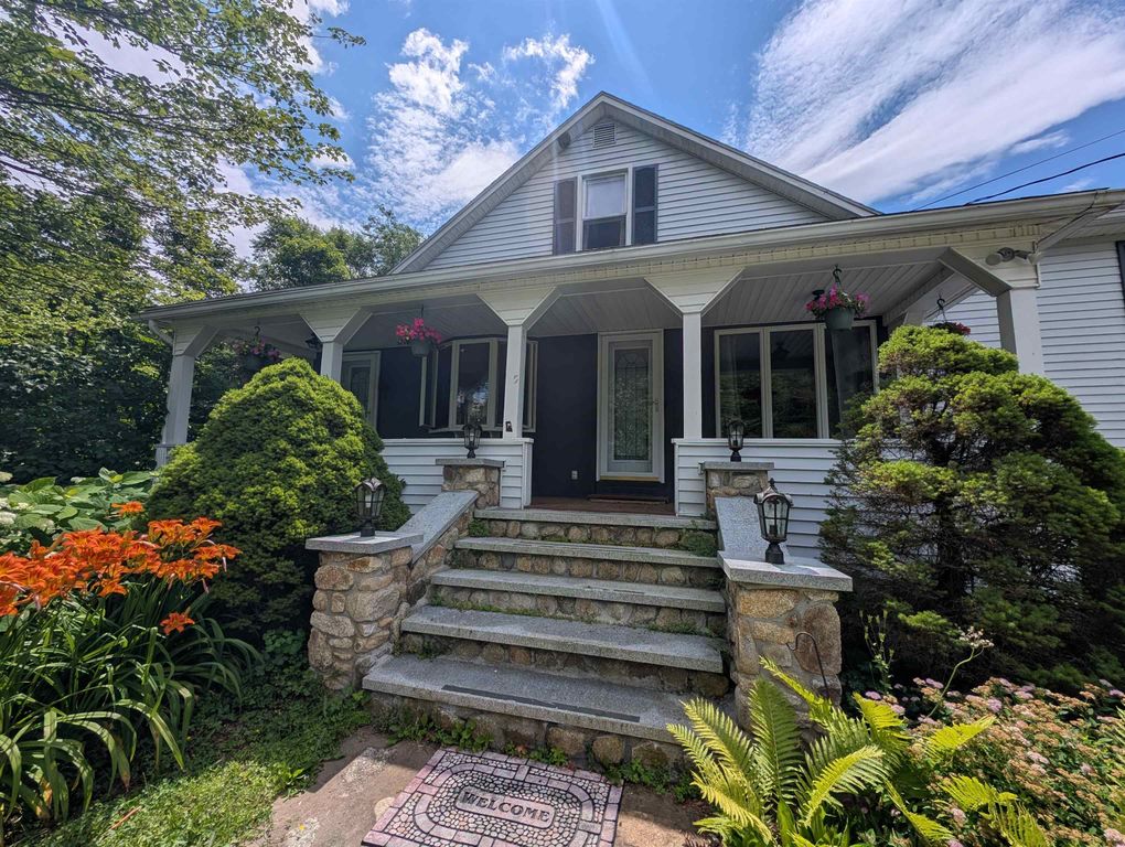 3212 VT Route 114 E, Norton, VT 05907