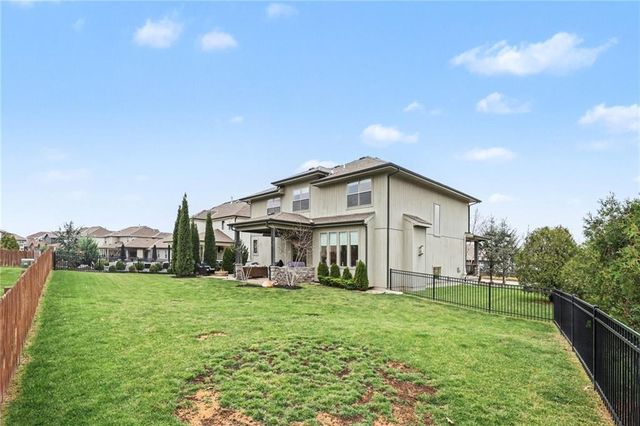 15945 W 165th Street, Olathe, KS 66062