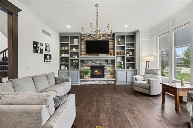 15945 W 165th Street, Olathe, KS 66062