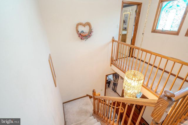 952 DUXBURY DR, Langhorne, PA 19047