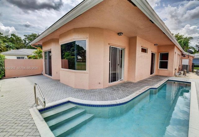 8291 Hampton Wood Drive 8291, Boca Raton, FL 33433