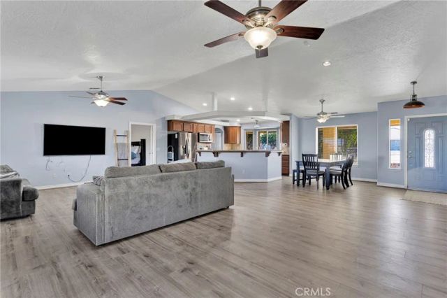 3632 Cambria, Phelan, CA 92371