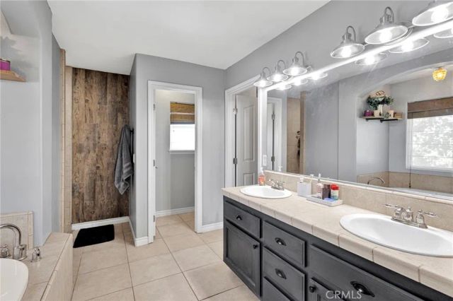 3632 Cambria, Phelan, CA 92371