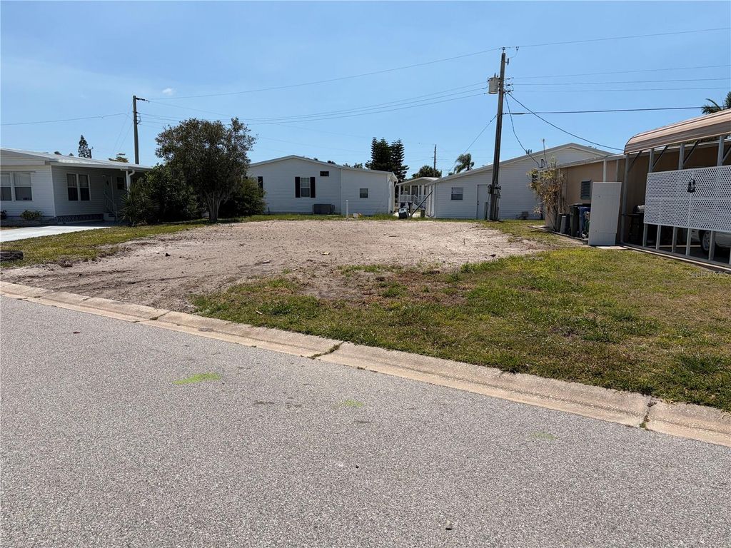 4913 OAKLAND HILLS AVENUE, Sarasota, FL 34234