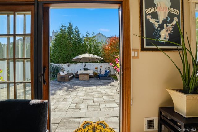 60 Herrels Circle, Melville, NY 11747