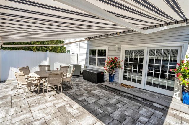 60 Herrels Circle, Melville, NY 11747