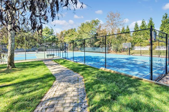 60 Herrels Circle, Melville, NY 11747