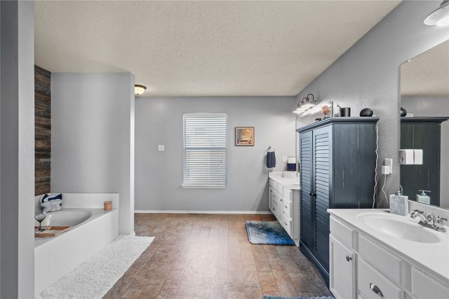 125 Jefferson Drive, Venus, TX 76084