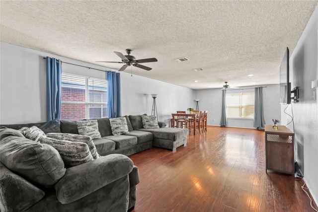 125 Jefferson Drive, Venus, TX 76084