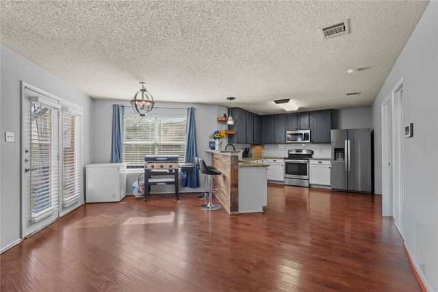 125 Jefferson Drive, Venus, TX 76084