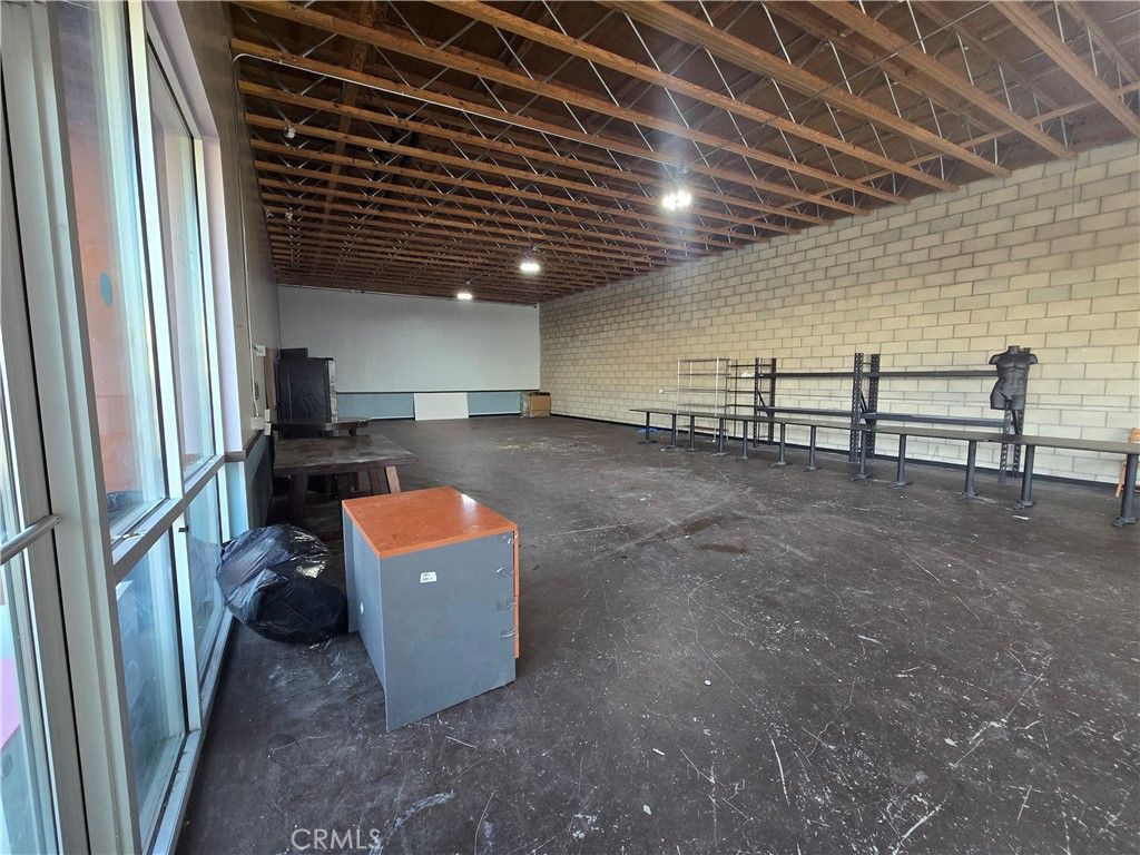 1709 N Bullis Road, Compton, CA 90221