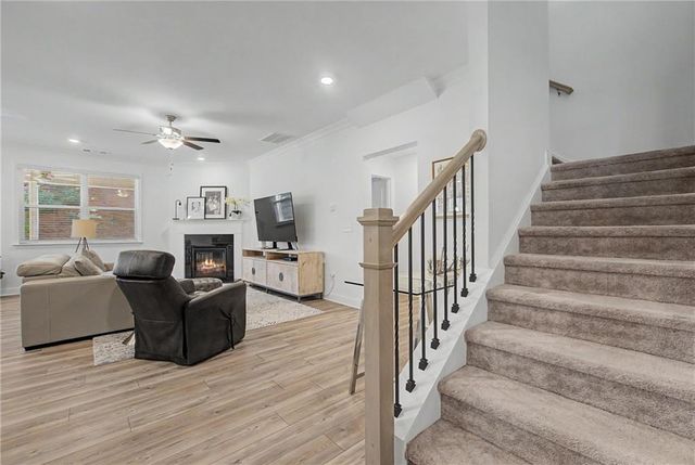 950 Summit Drive, Canton, GA 30114