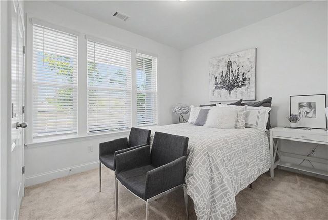 950 Summit Drive, Canton, GA 30114
