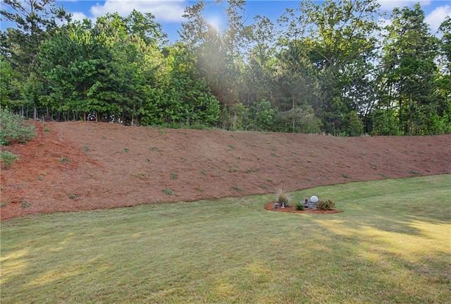 950 Summit Drive, Canton, GA 30114