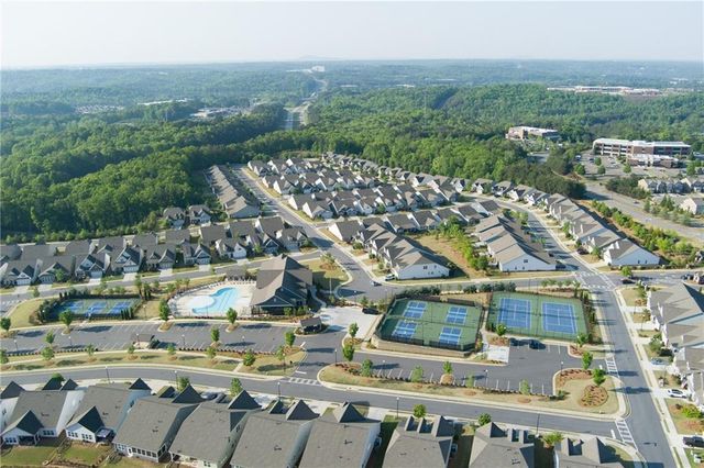 950 Summit Drive, Canton, GA 30114