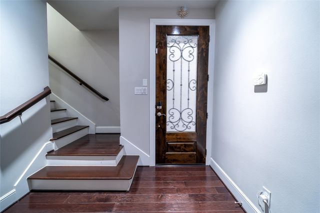 4008 Barnes Street, Houston, TX 77007