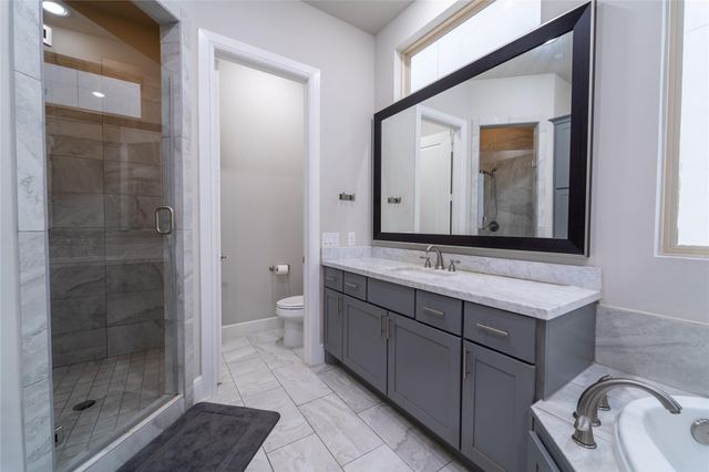 4008 Barnes Street, Houston, TX 77007