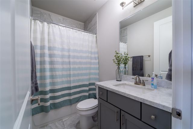 4008 Barnes Street, Houston, TX 77007